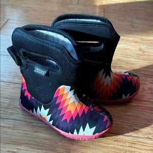 Bogs Kids' Insulated Cottagecore Vibrant Geometric Rain Snow Toddler Boots 8